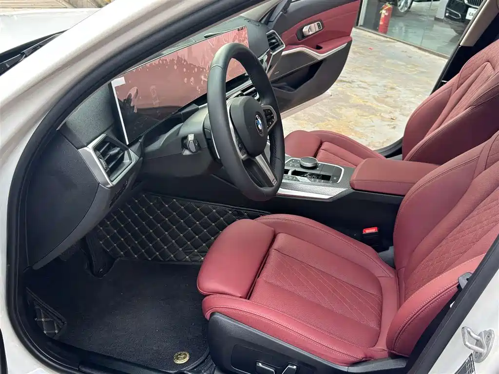 BMW 3 Series 2024 325Li M Sport Shadowline Package фото 7