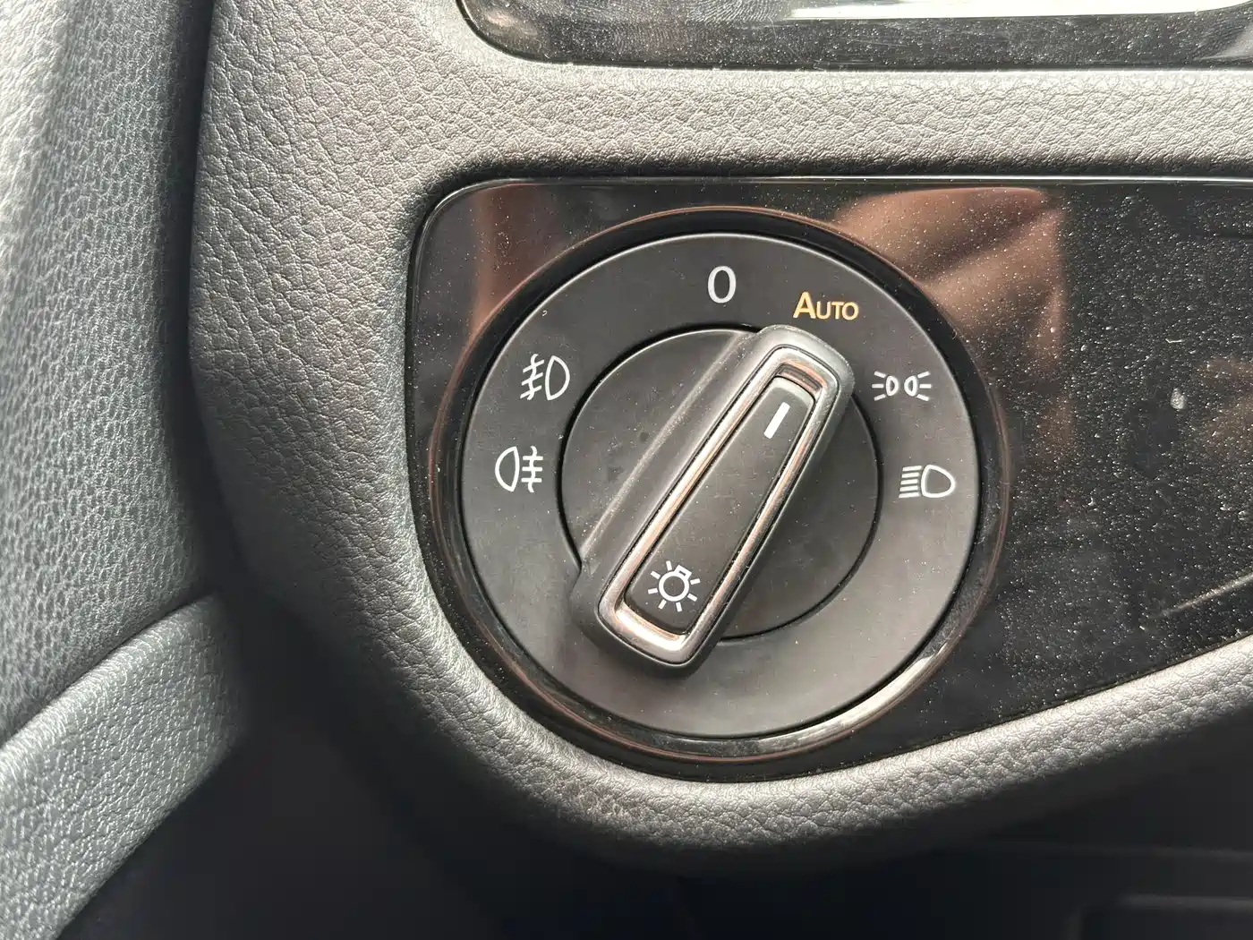 Volkswagen Golf 2015 1.4TSI Automatic Flagship фото 9