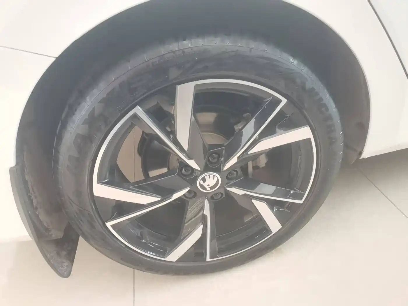 Škoda Octavia 2024 PRO TSI280 Premium Edition фото 21