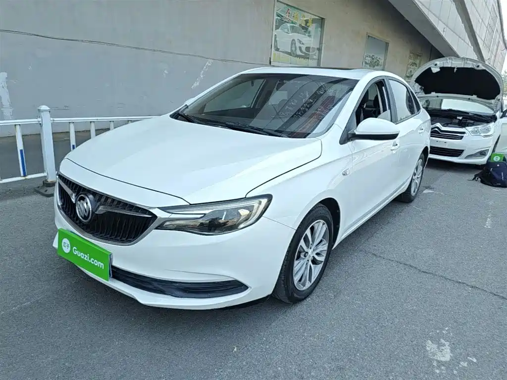 Buick Excelle 2018 18T Automatic Elite фото 2