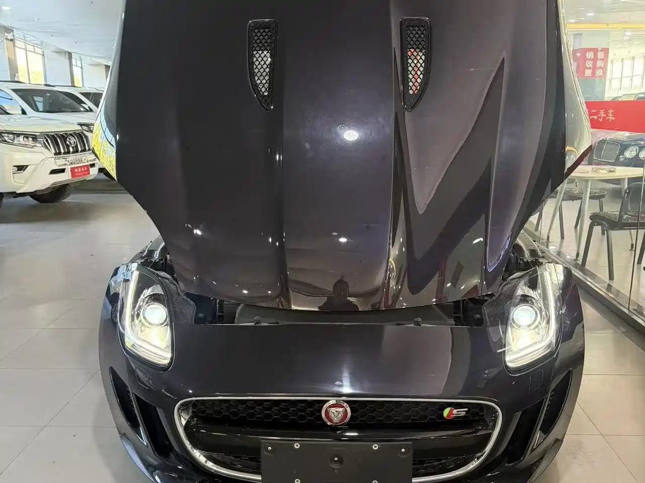 Фото 5 - Jaguar F-TYPE
