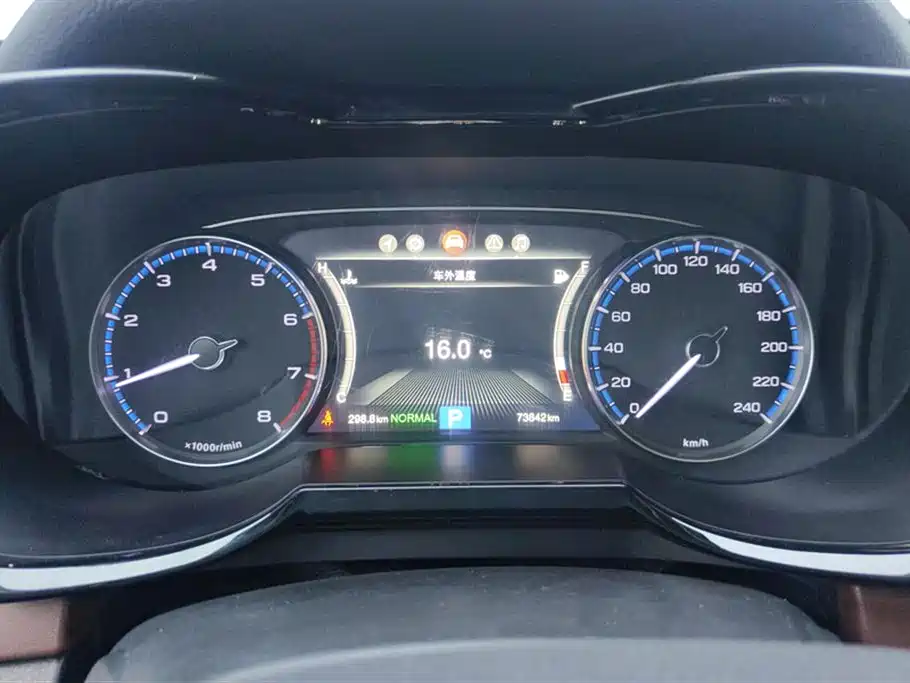 GAC Trumpchi Trumpchi GS8 2017 320T 2WD Luxury Smart Connect (7-seater) фото 14