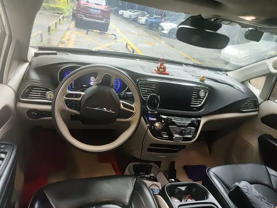 Chrysler Grand Caravan PHEV (Import) 2020 2019 3.6L Plug-in Hybrid