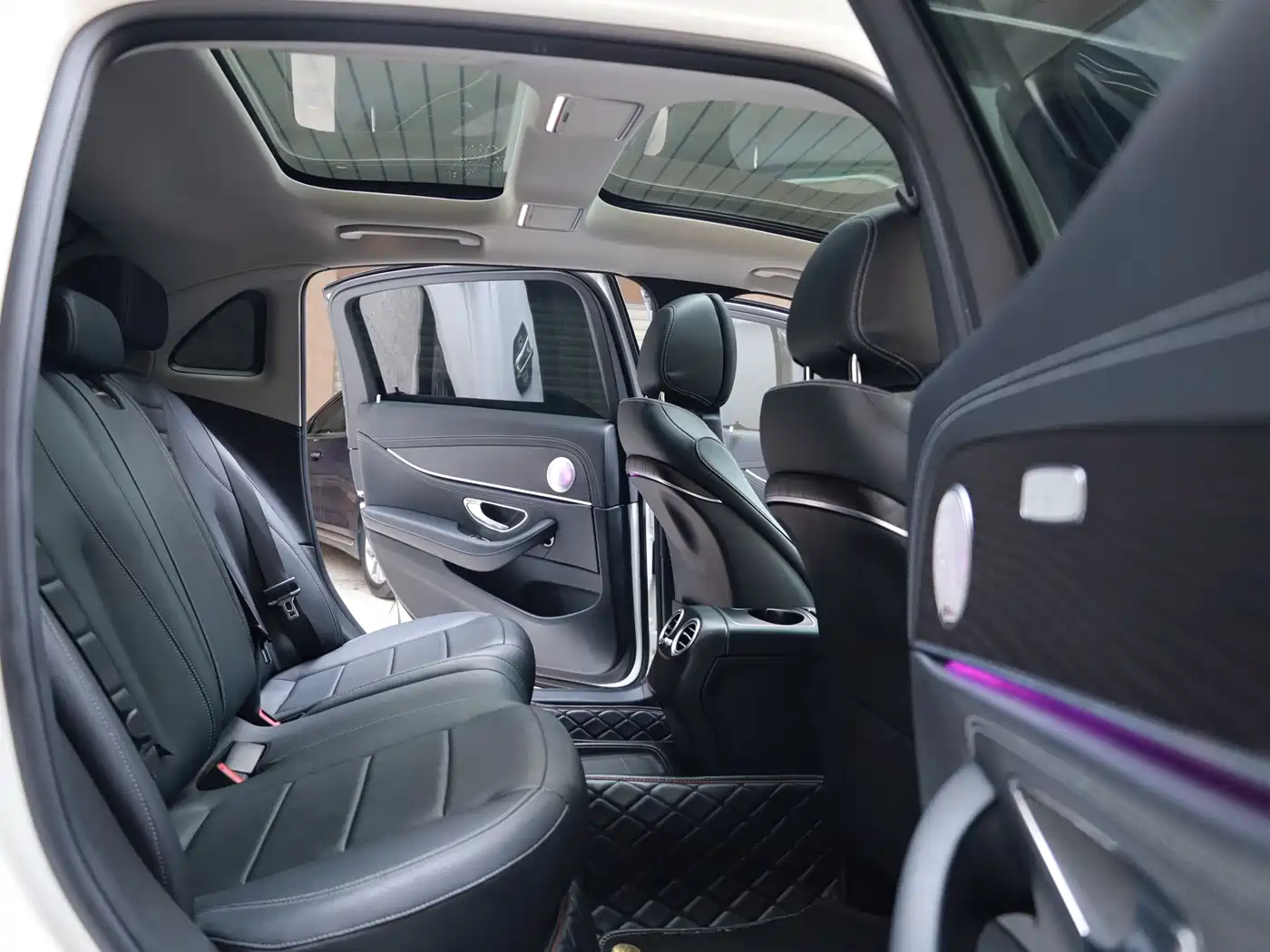 Mercedes-Benz E-Class 2020 Model E 260 L Sport фото 6