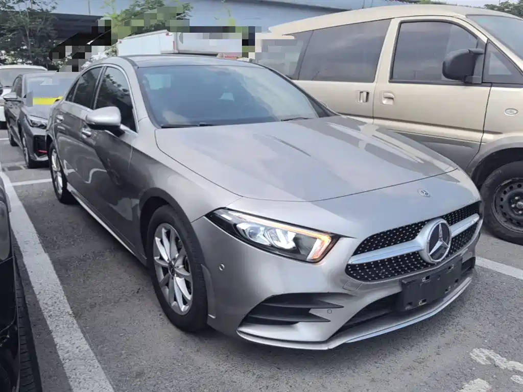 Mercedes-Benz A-Class 2020 Facelift A 200 L Sport Sedan Fashion фото 4
