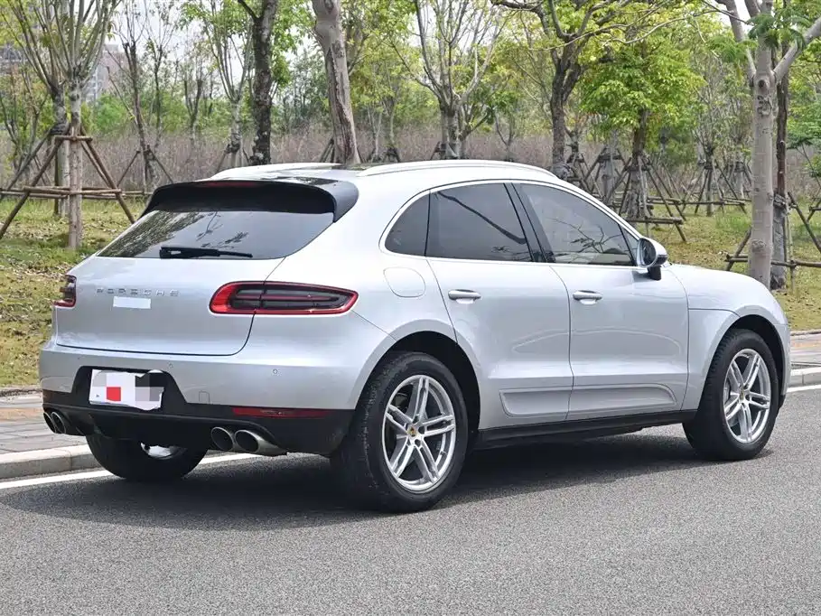 Porsche Macan 2016 Macan S 3.0T фото 3