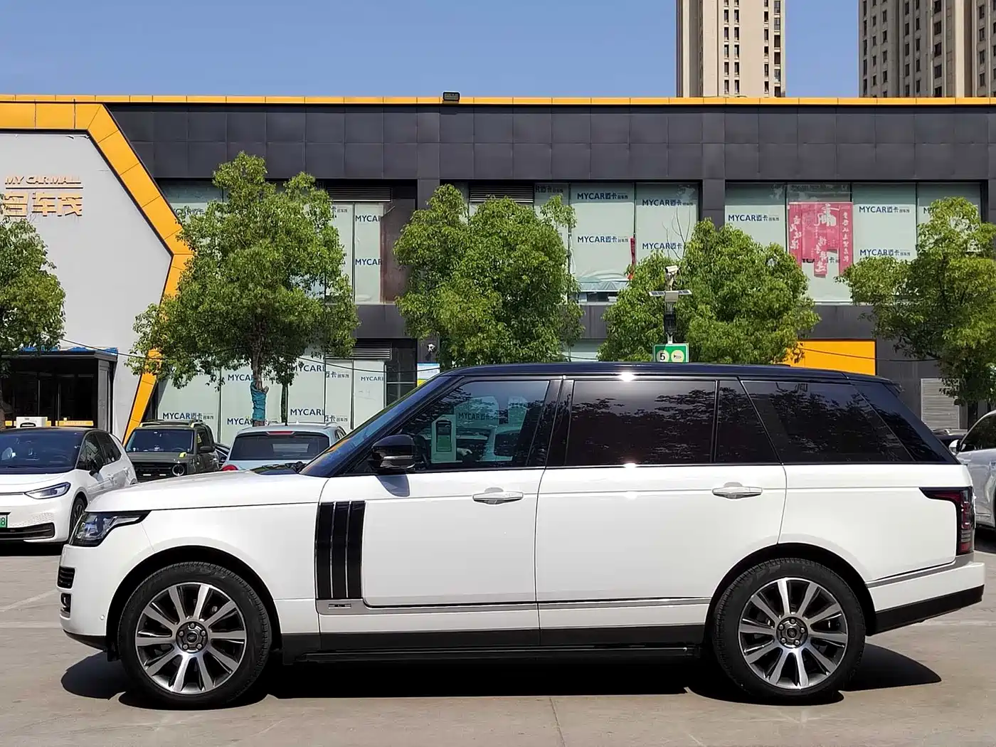 Land Rover Range Rover 2016 3.0 SC V6 Vogue SE Ultimate Autobiography LWB фото 15