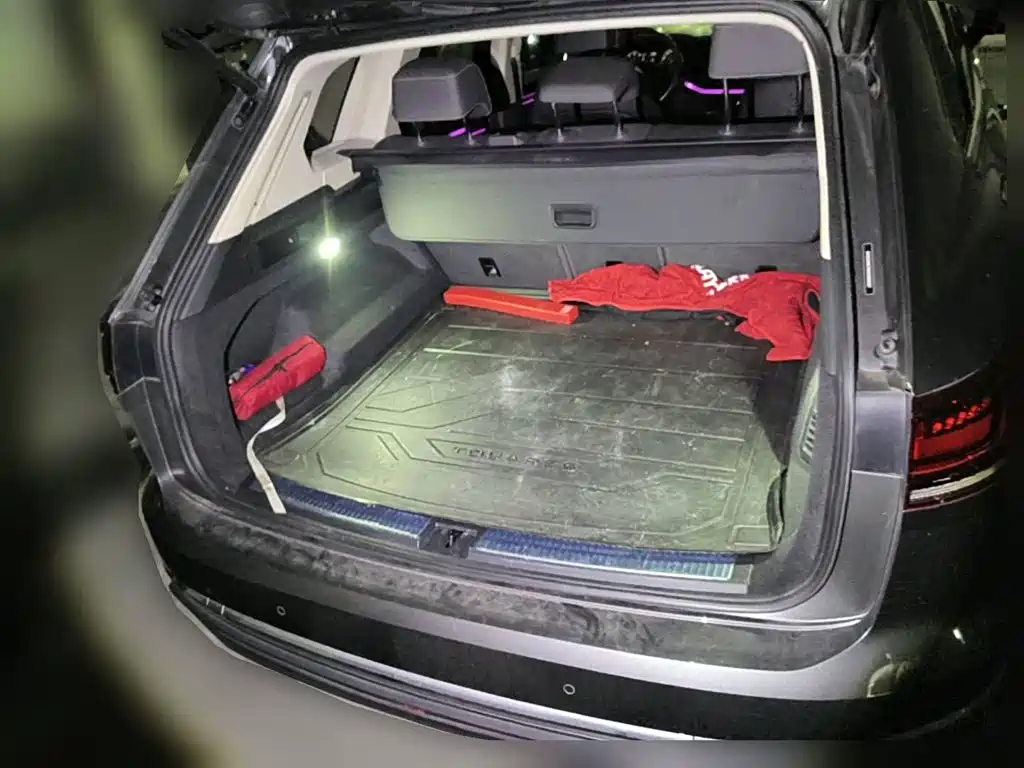 Фото 5 - Volkswagen Touareg