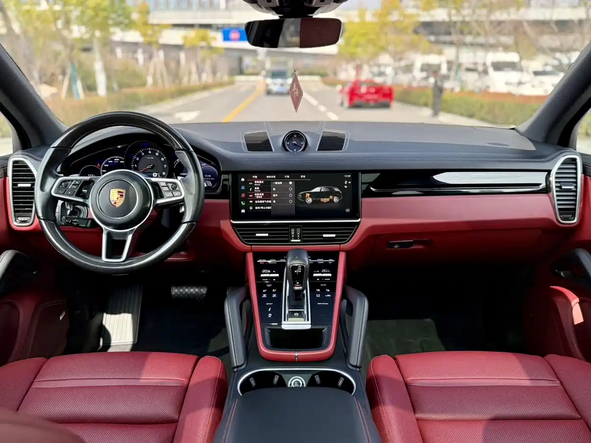 Porsche Cayenne 2023 Cayenne 3.0T Platinum Edition фото 13