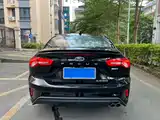 Фото 9 - Ford Focus