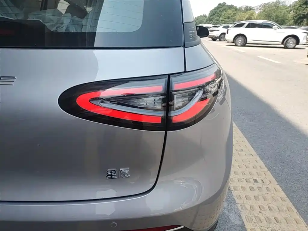 Geely Galaxy Starry Wish 2026 Model 310km Dream Edition фото 8
