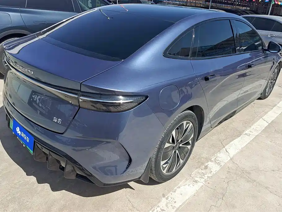 BYD Seal 2024 Glory Edition 550km Elite фото 3