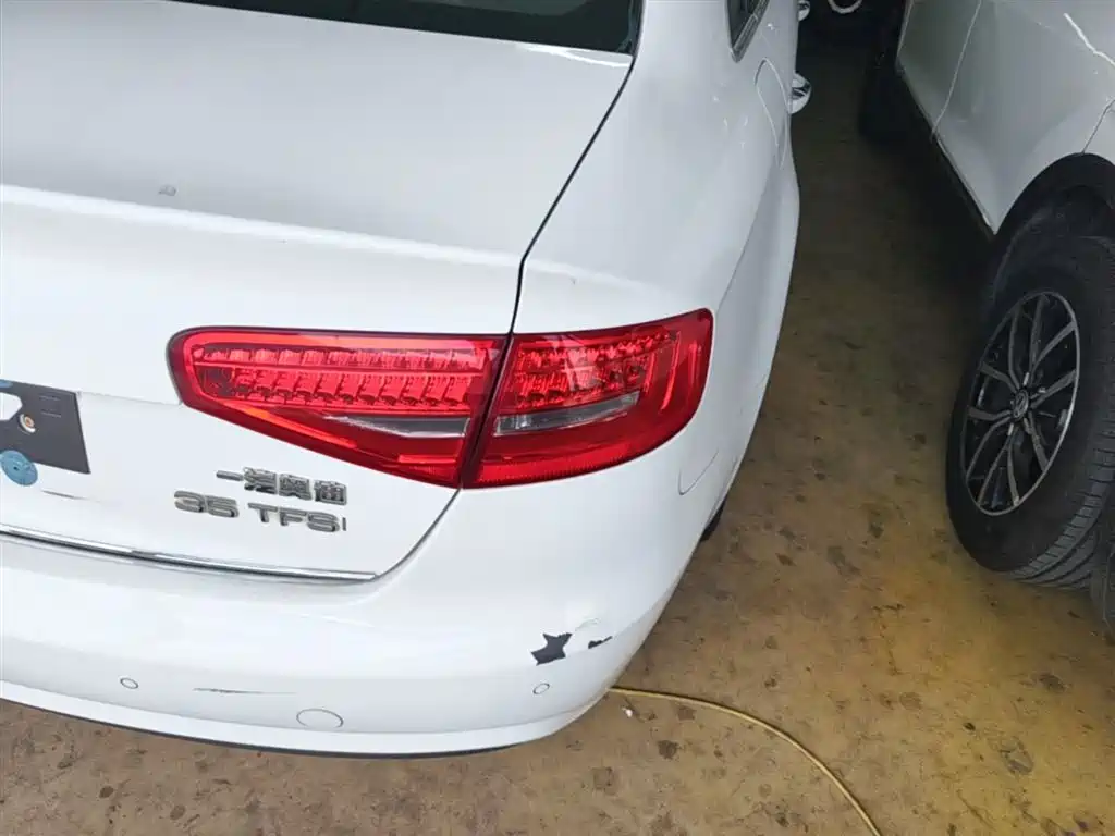 Audi A4L 2016 35 TFSI Collector's Edition Automatic Standard фото 8