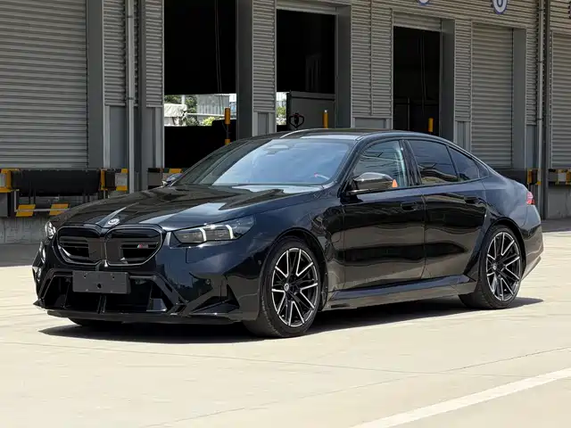 bmw m5-new-energy