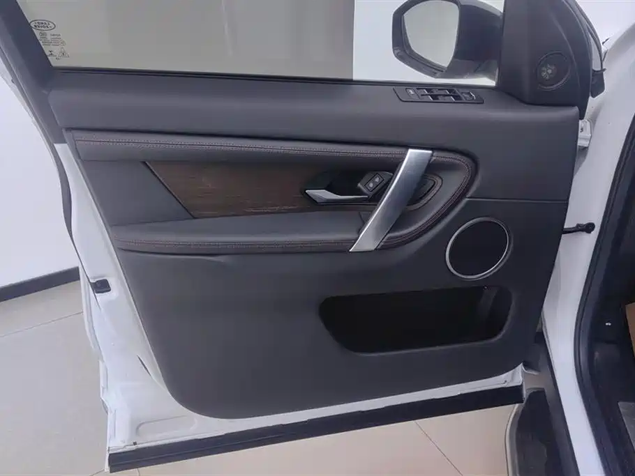 Land Rover Discovery Sport 2022 Model Facelift 249PS R-Dynamic S Performance Edition 5-seater фото 7