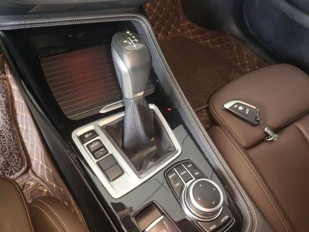BMW 1 Series 2019 118i M Sport Package фото 14