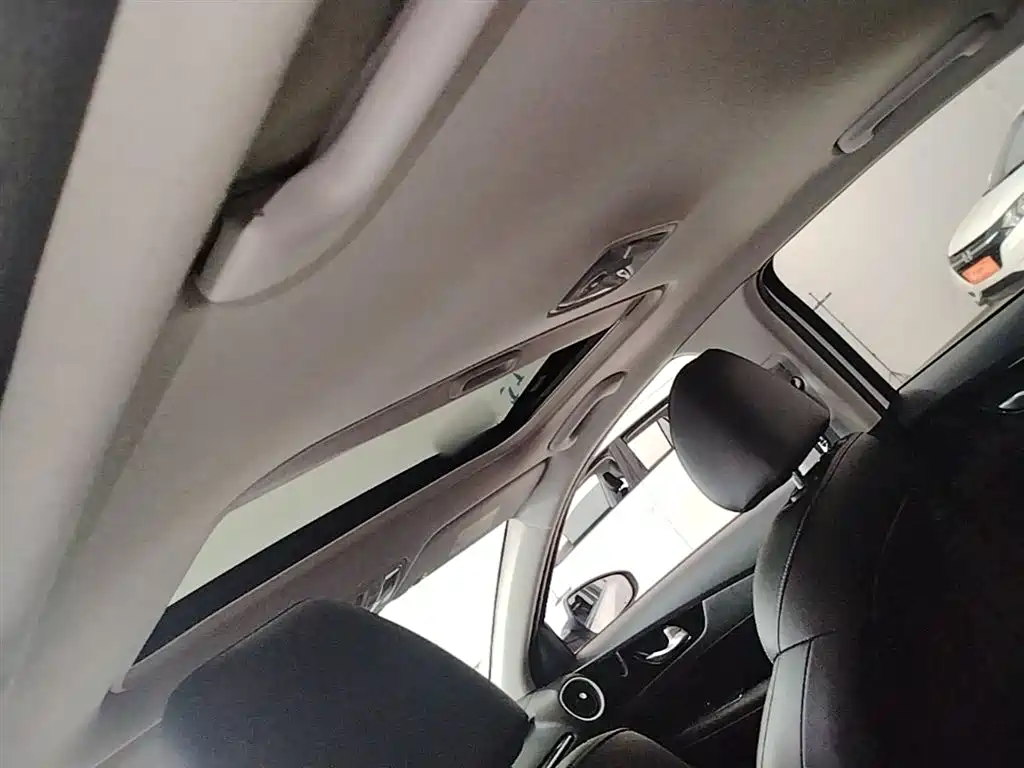 Kia K3 2019 1.5L CVT Smart Connect Edition фото 18