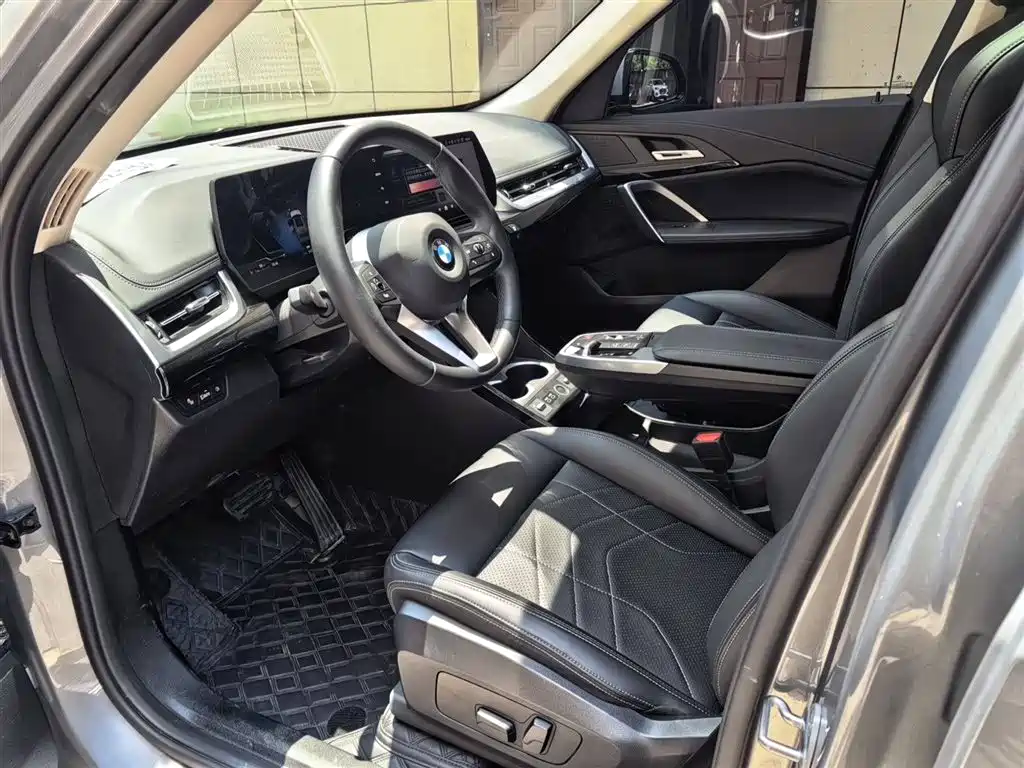 BMW X1 2023 sDrive20Li X Design Package фото 5