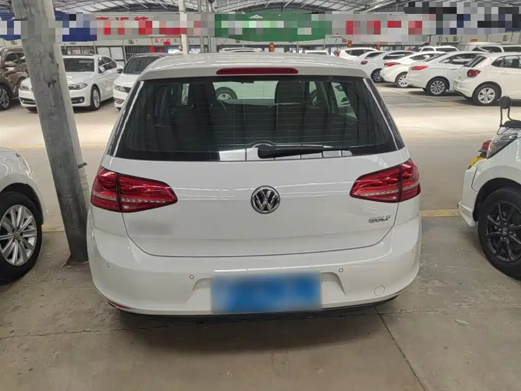 Volkswagen Golf 2016 1.6L Manual Fashion фото 6