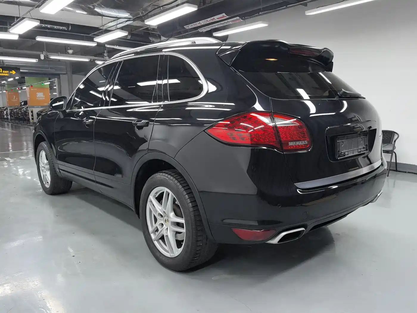 Porsche Cayenne 2011 Cayenne 3.0T фото 15