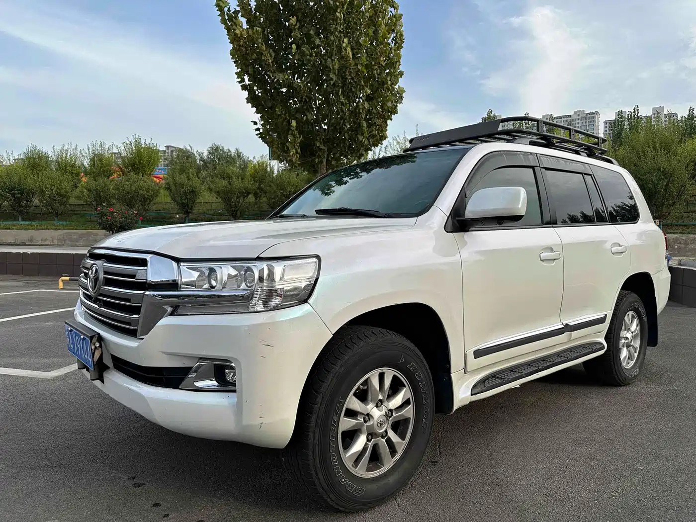 Toyota Land Cruiser 2010 Model 4.7L Automatic VX