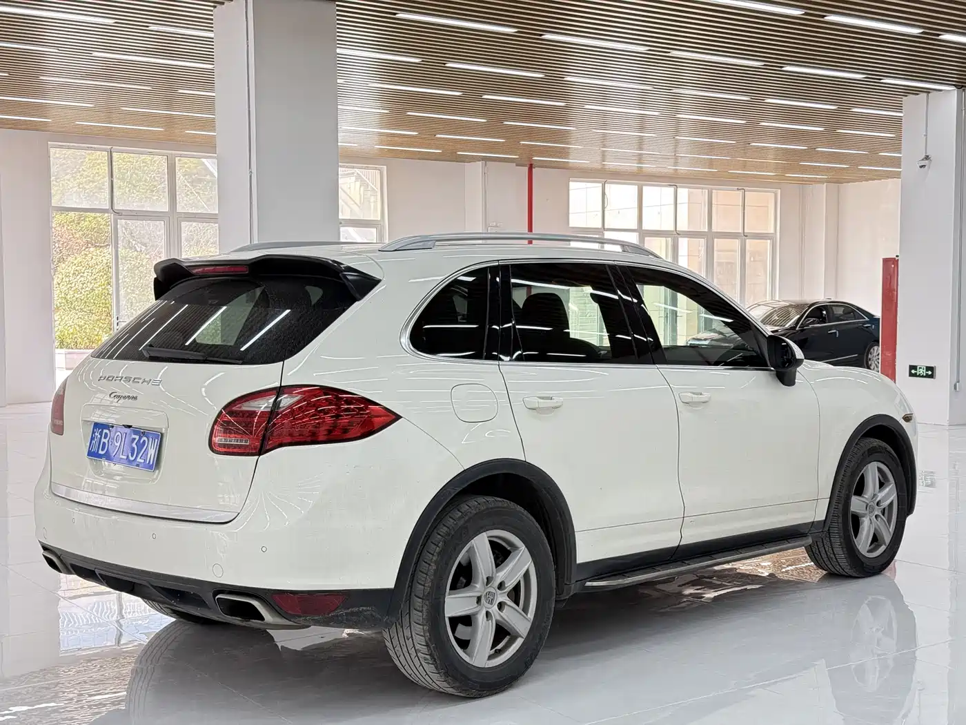 Porsche Cayenne фото 9