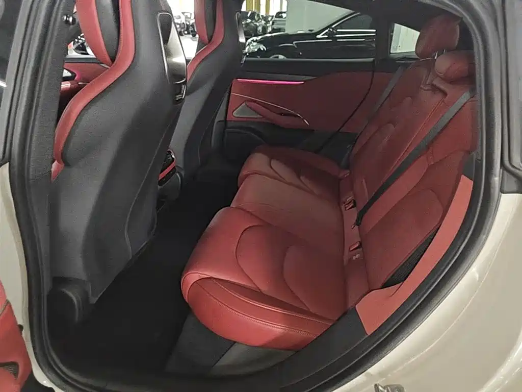 Xiaomi Auto Xiaomi SU7 2024 RWD Long Range Intelligent Driving Edition фото 17