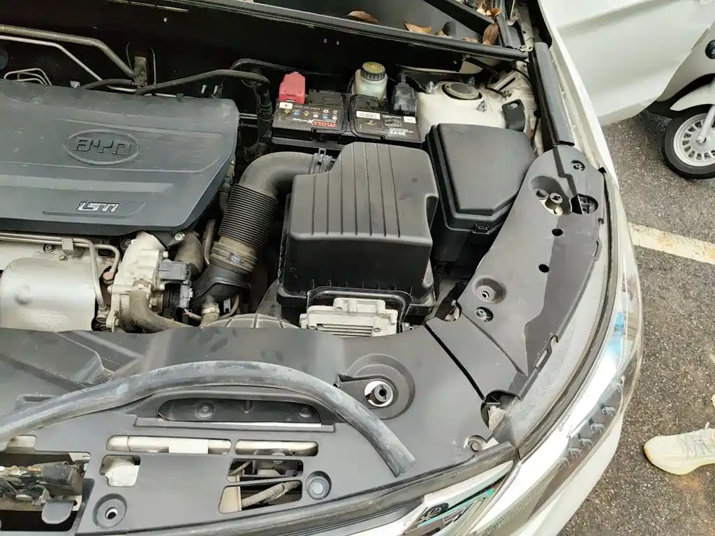BYD Song 2018 2017 Ultimate Upgrade 1.5TI Manual Elite Model