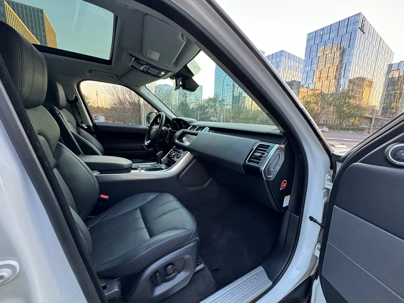 Land Rover Range Rover Sport 2017 3.0 SC V6 HSE фото 12