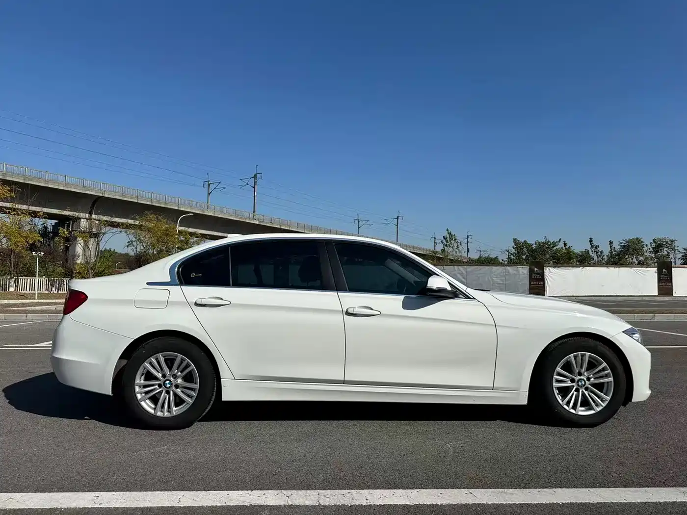 BMW 3 Series 2015 320Li Fashion фото 7