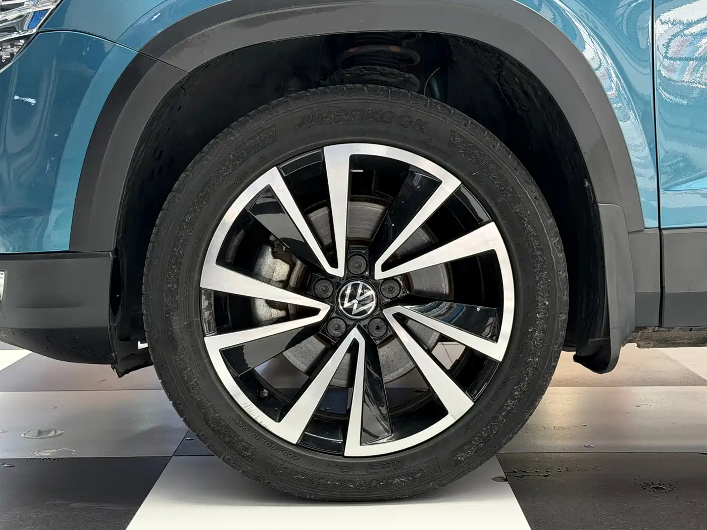 Volkswagen Tharu 2022 280TSI FWD Luxury Edition фото 18