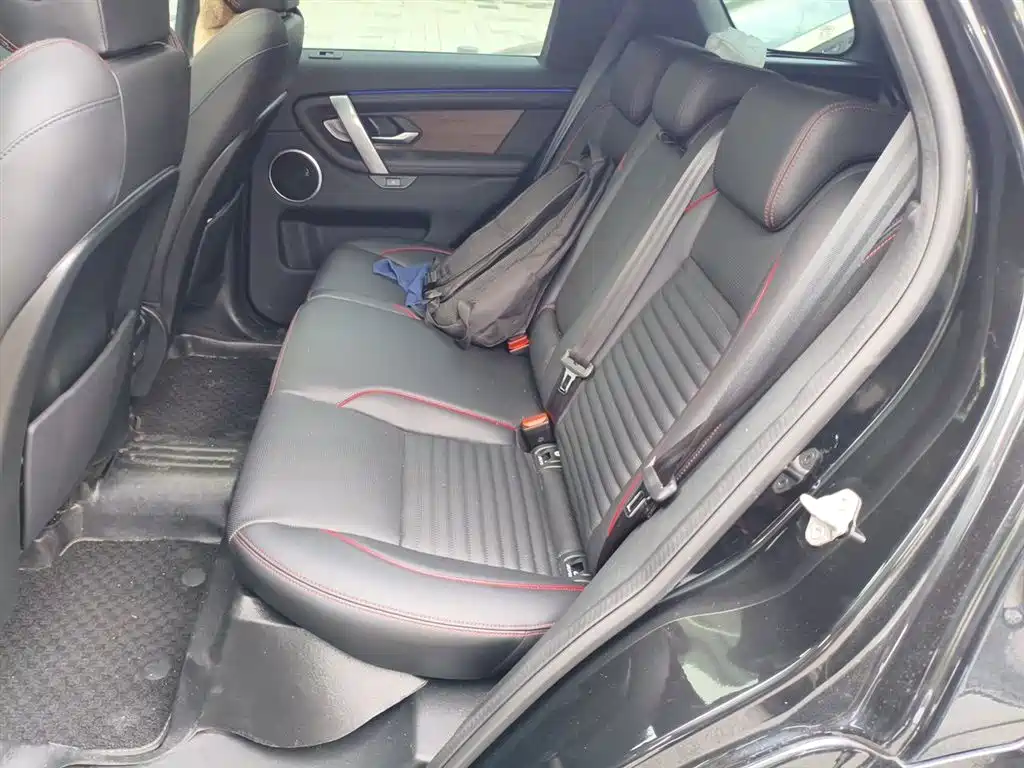 Land Rover Discovery Sport 2023 249PS R-Dynamic S Performance Version фото 15