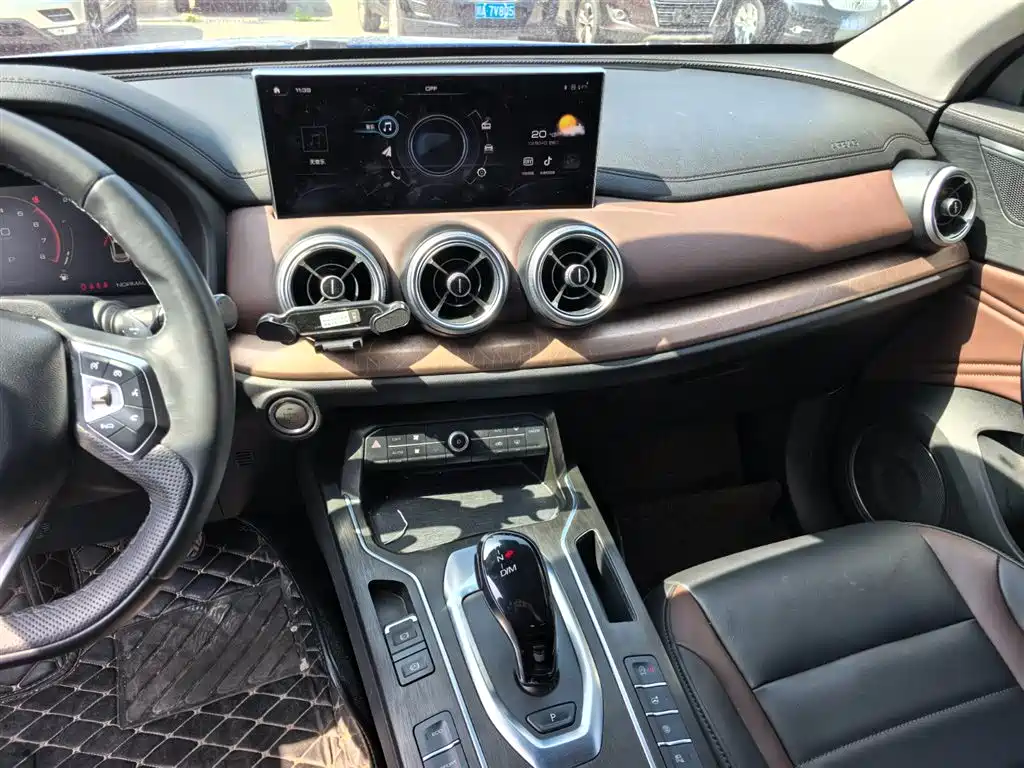 WEI PAI WEI BRAND VV5