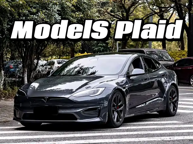  Tesla Model S 2023 Tri-motor AWD Plaid