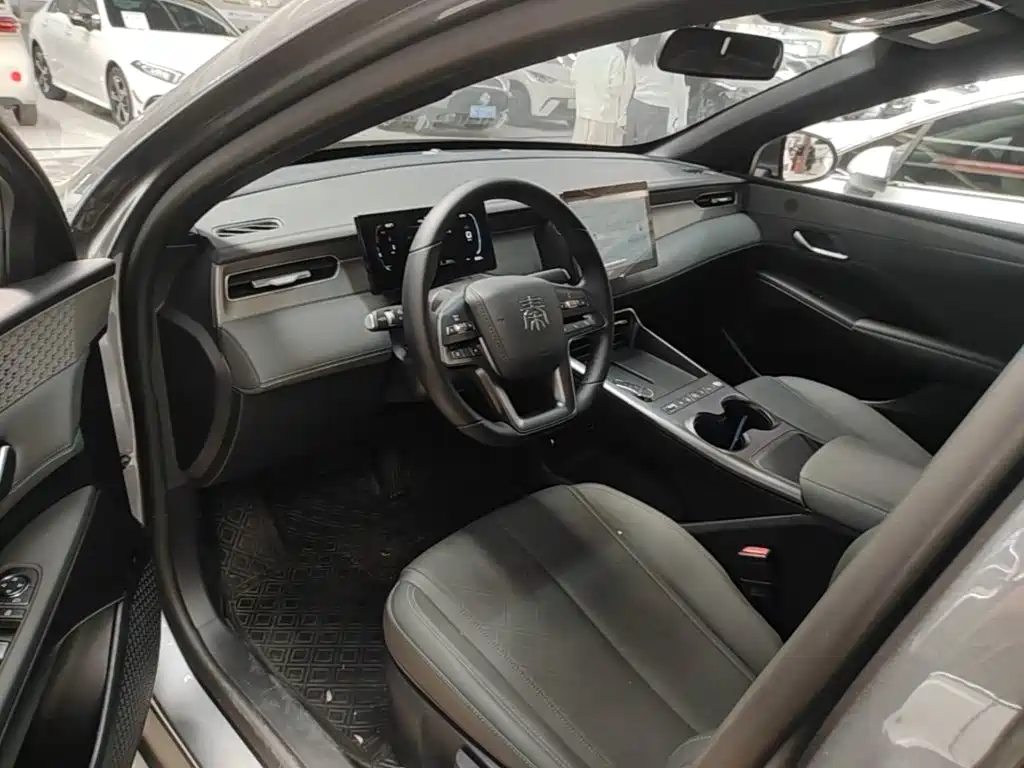 Photo 16 - BYD Qin PLUS