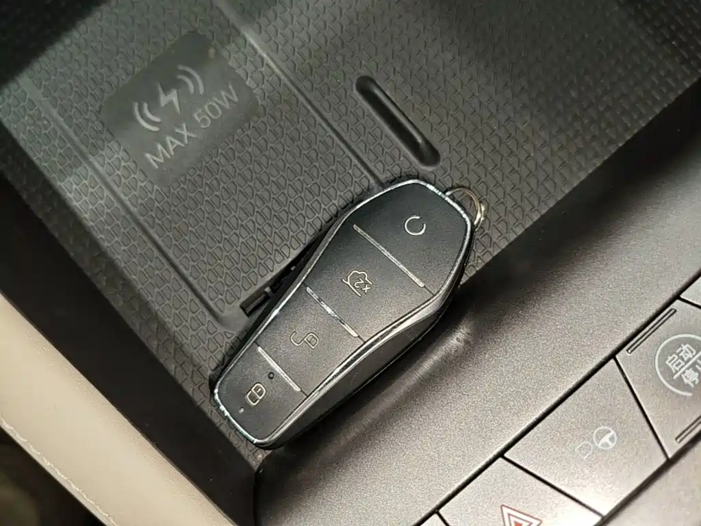 BYD Yuan UP 2025 2025 Smart Drive Edition 401KM Leading Type