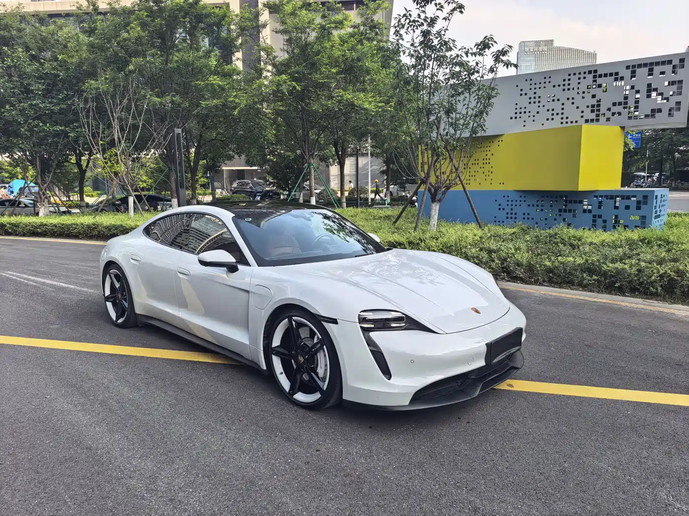 Porsche Taycan 2022 Taycan