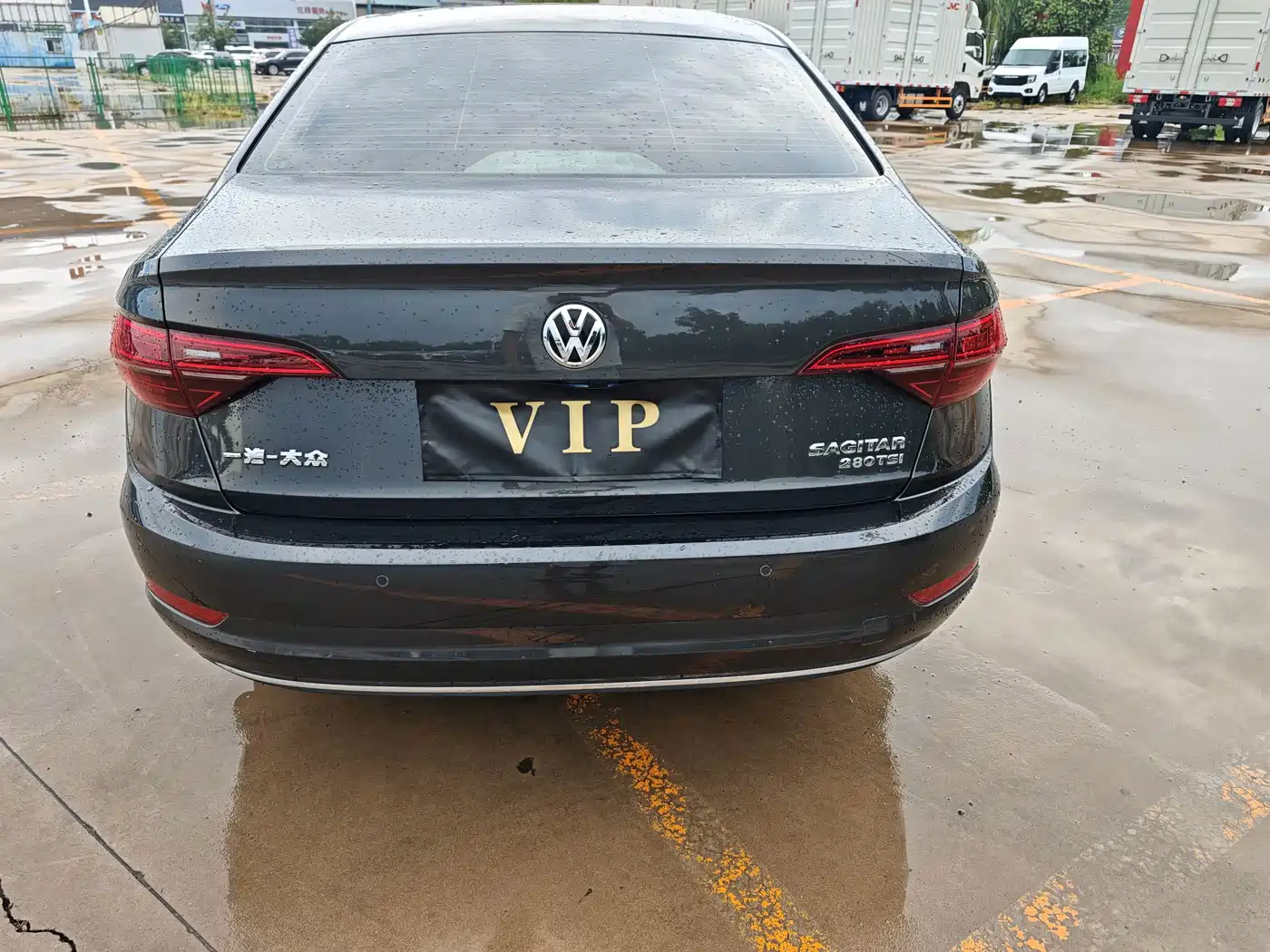 Фото 6 - Volkswagen Sagitar