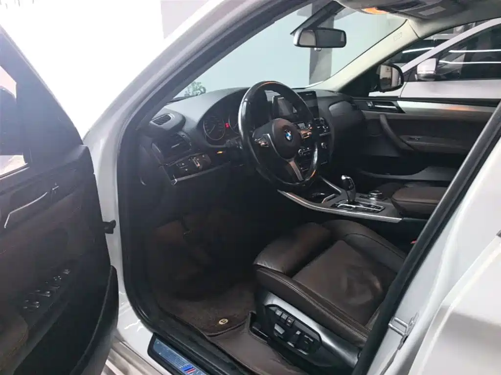 BMW X4 2016 Model xDrive20i M Sport фото 16