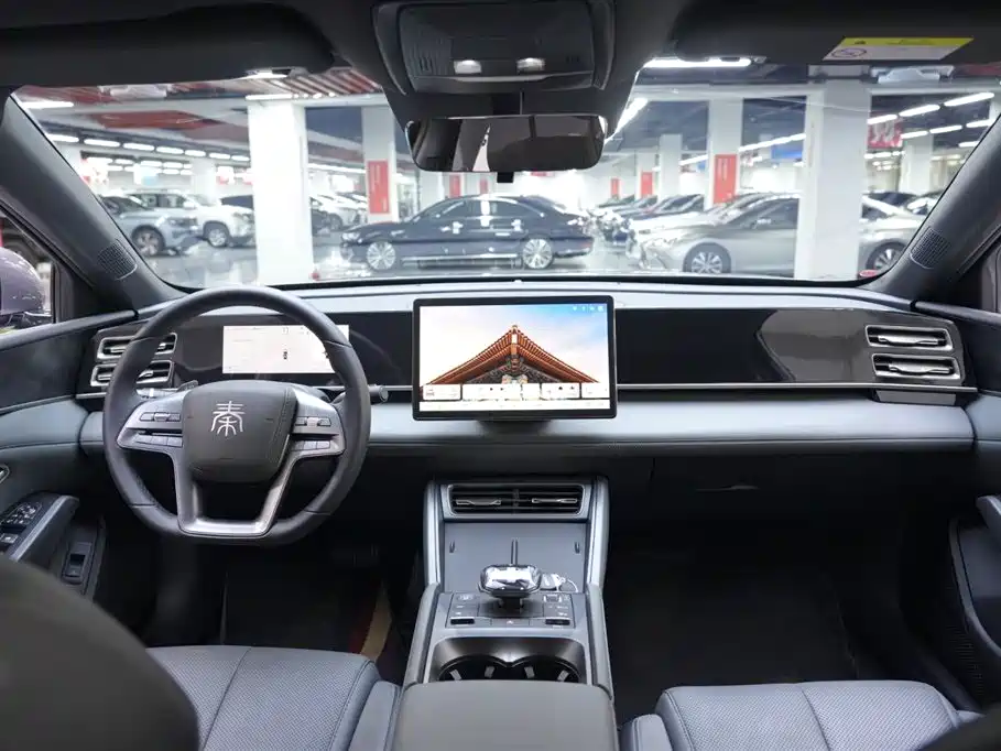 BYD Qin L 2025 DM-i Smart Drive Edition 80KM Leading фото 16