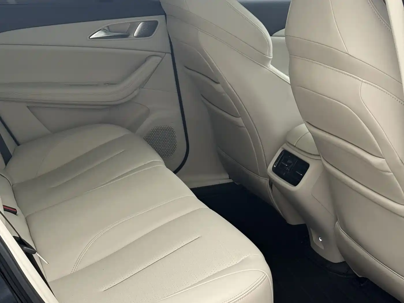 Dongfeng Fengxing Stellar S7 2025 2024 555 Luxury Edition