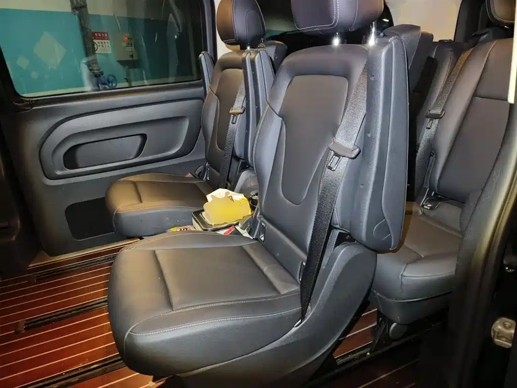 Mercedes-Benz Vito 2021 2.0T Business Edition 7-seater фото 14