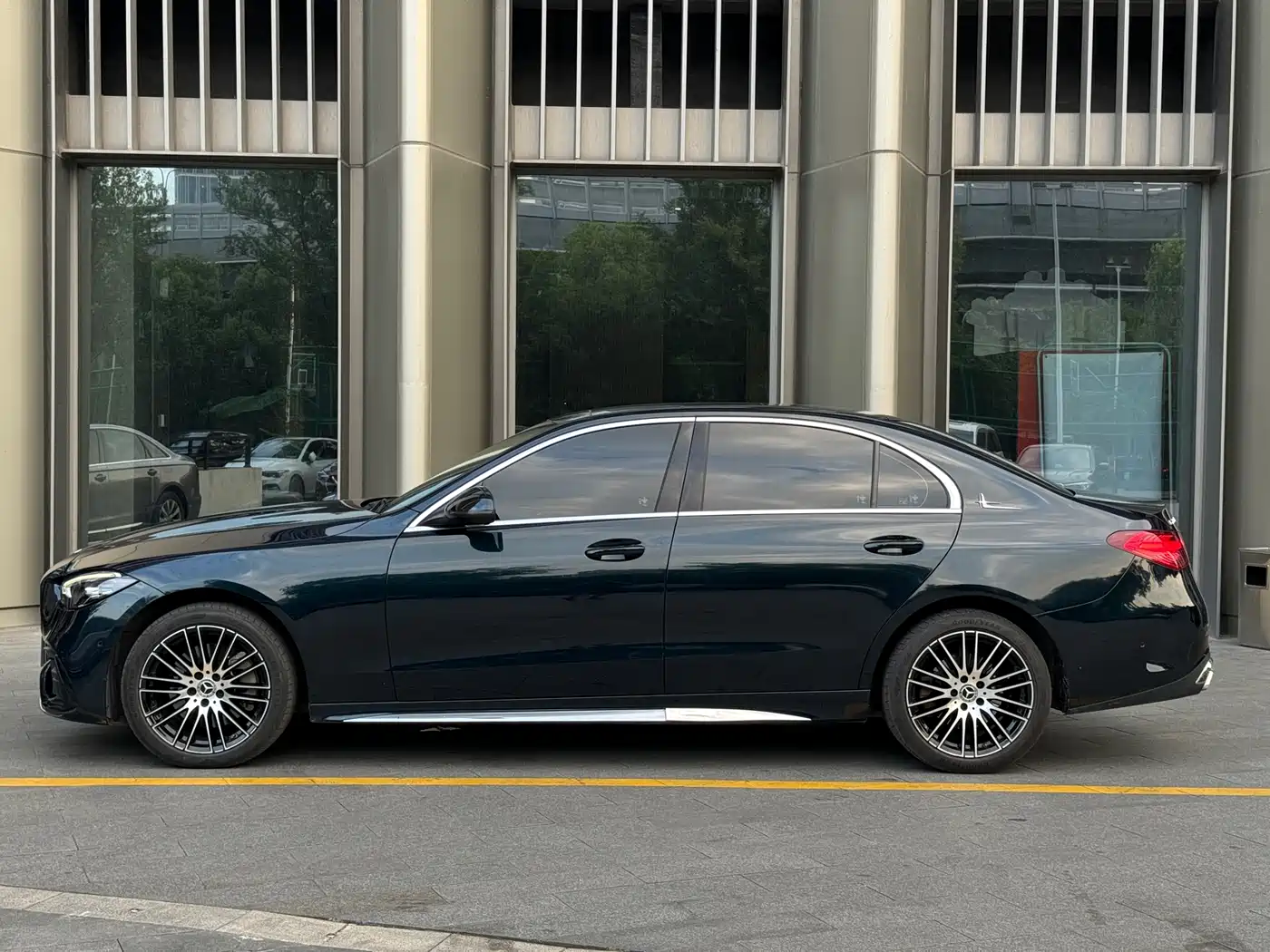 Mercedes-Benz C-Class 2022 C 260 L Night Sport Edition фото 7