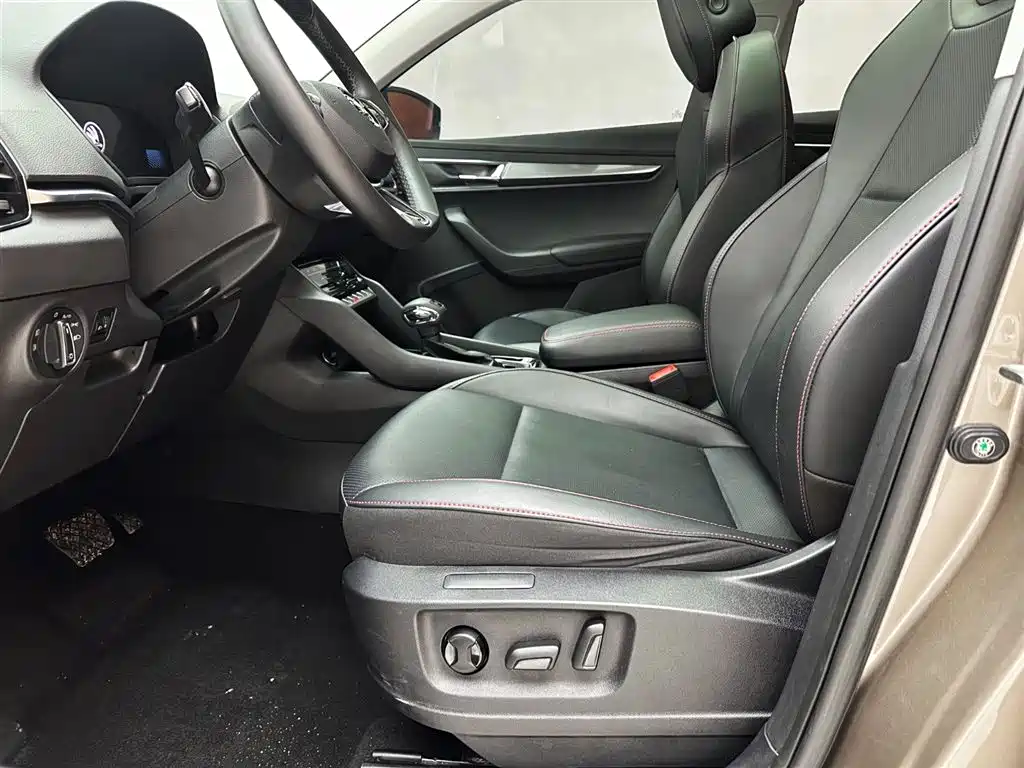 Škoda Karoq 2022 TSI280 Premium Edition фото 11