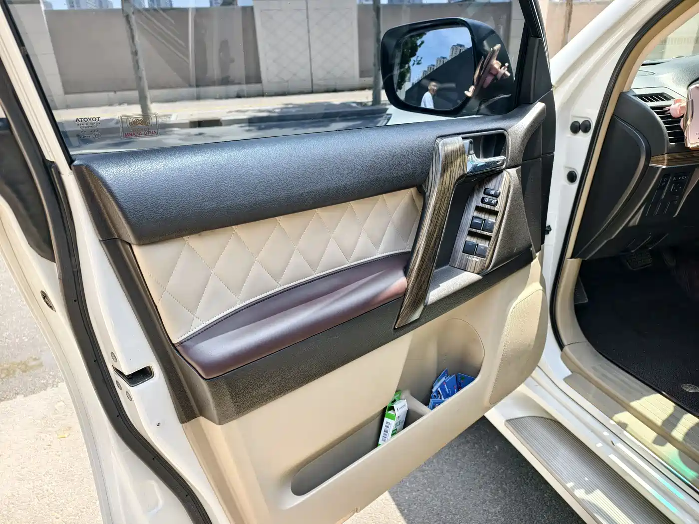 Toyota Prado 2010 4.0L Automatic TX фото 5