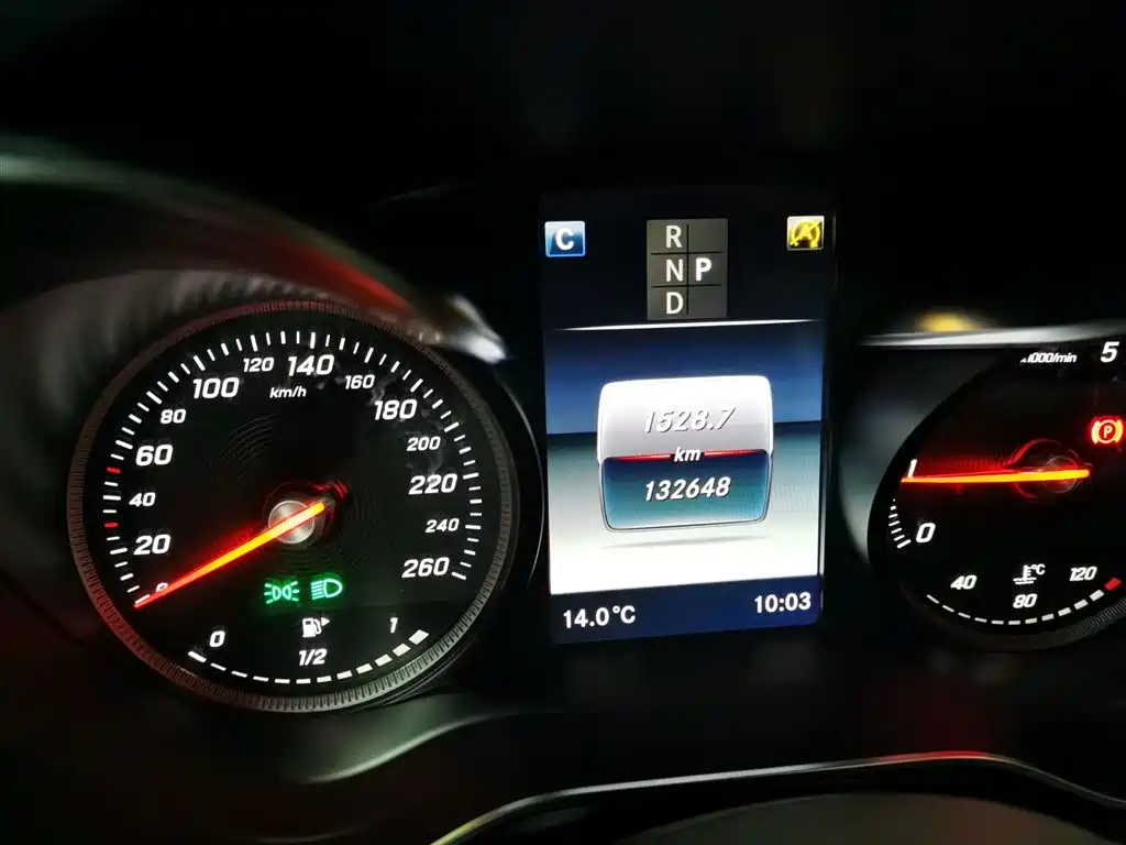 Mercedes-Benz GLC 2018 GLC 200 4MATIC фото 10