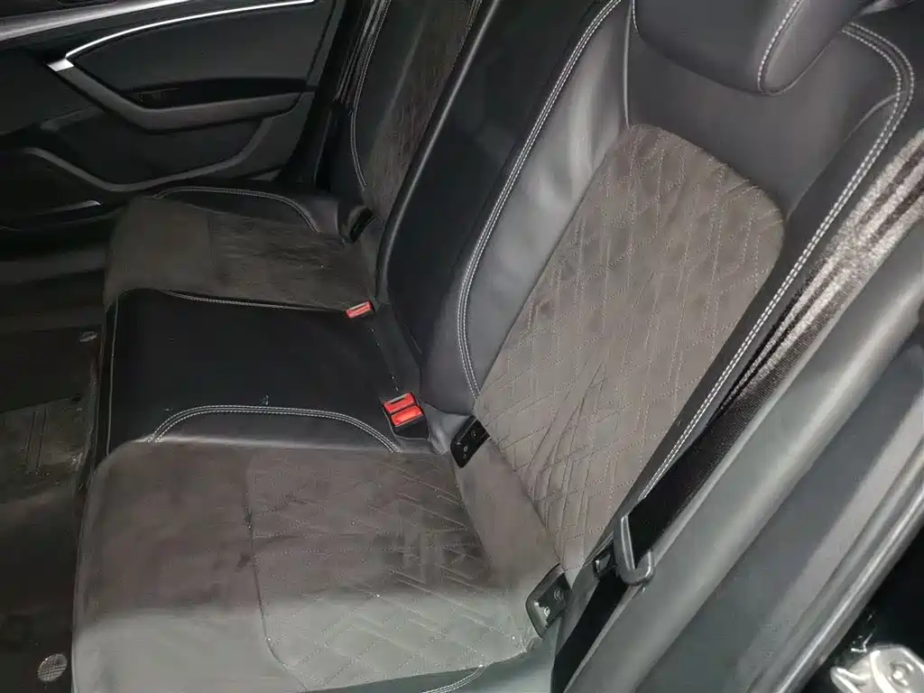 Audi A6L 2019 55 TFSI quattro Exclusive Dynamic фото 15