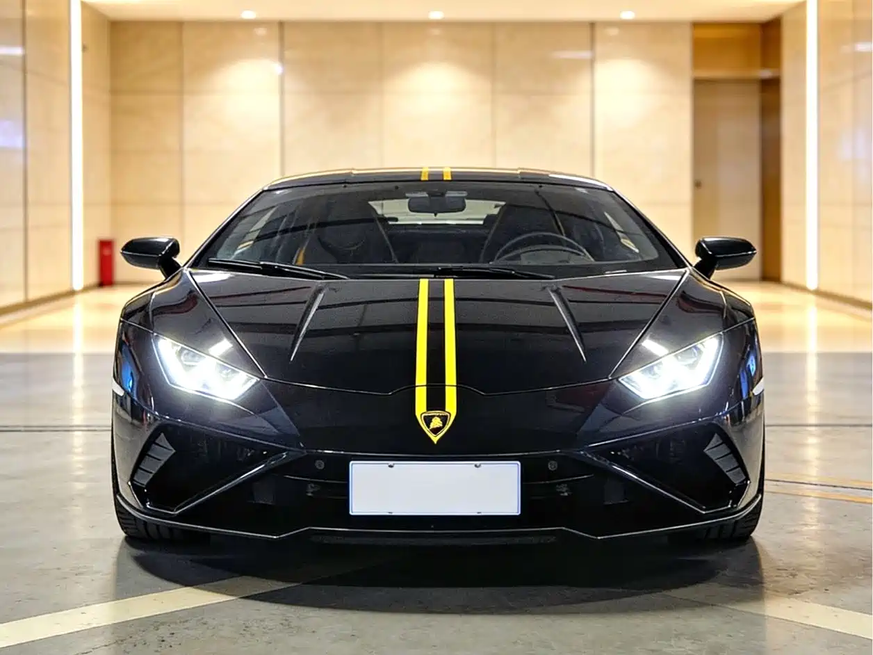 Lamborghini Huracán 2020 Huracán EVO RWD фото 2