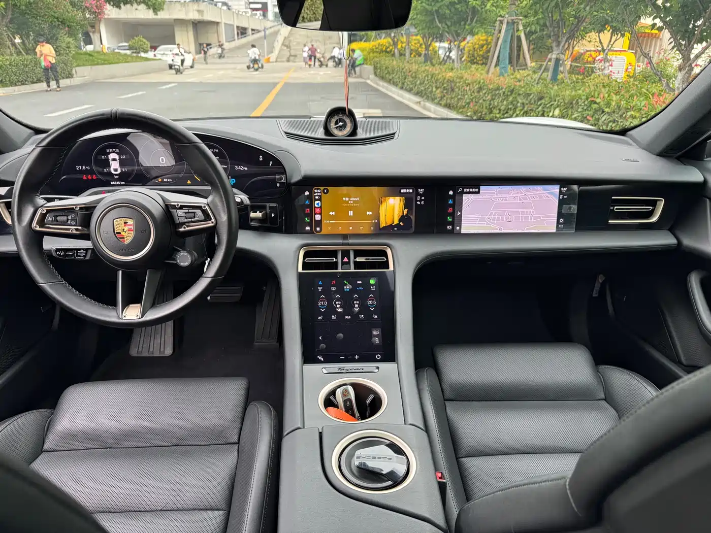 Porsche Taycan 2020 Taycan фото 4