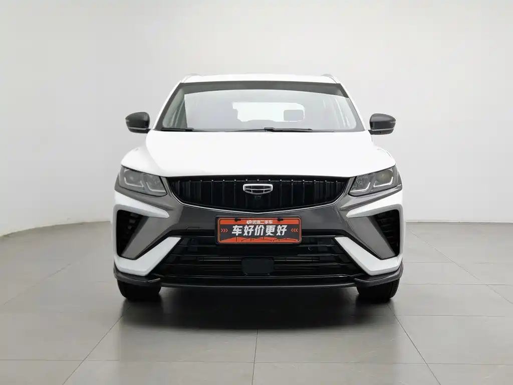 Фото 3 - Geely Binyue